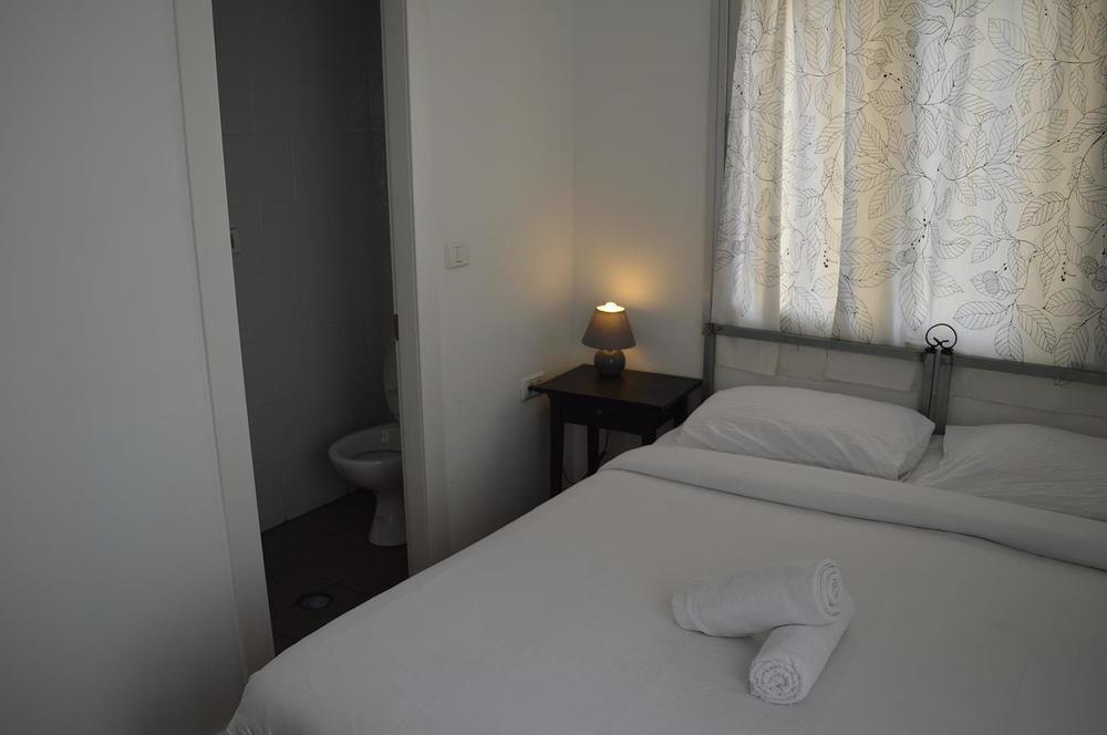 Florentine Backpackers Hostel - Ages 18-55 Tel Aviv Eksteriør billede