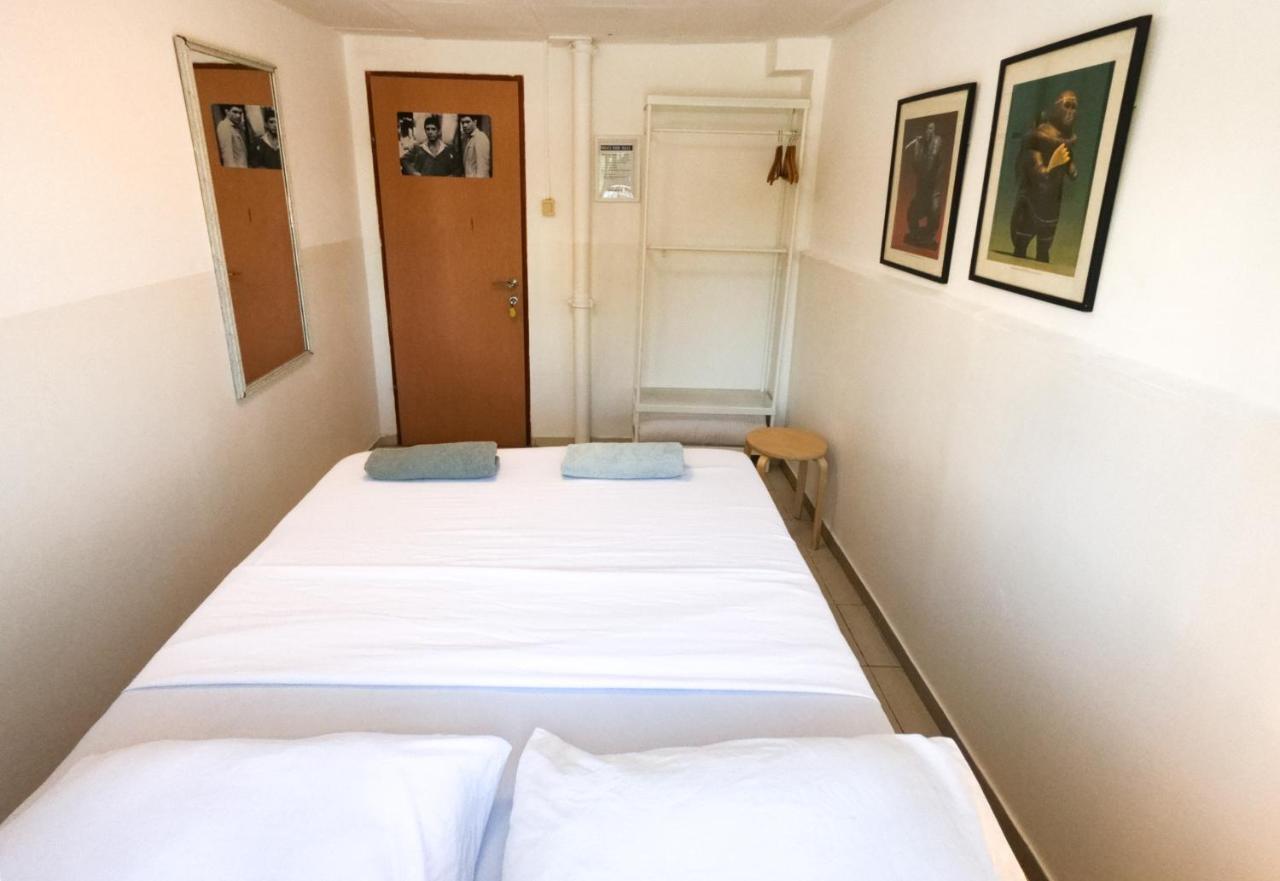 Florentine Backpackers Hostel - Ages 18-55 Tel Aviv Eksteriør billede