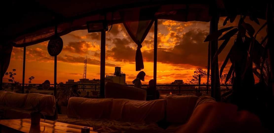 Florentine Backpackers Hostel - Ages 18-55 Tel Aviv Eksteriør billede