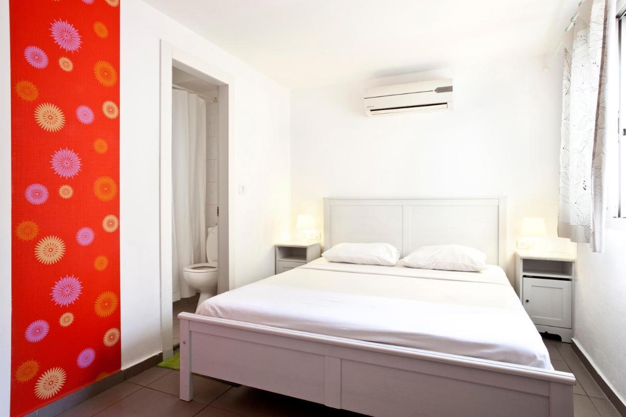 Florentine Backpackers Hostel - Ages 18-55 Tel Aviv Eksteriør billede