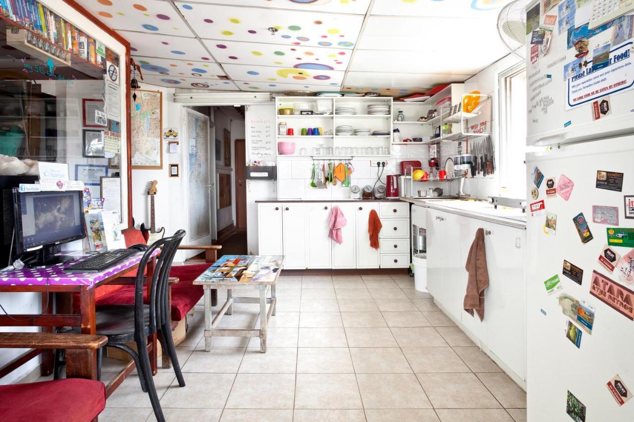 Florentine Backpackers Hostel - Ages 18-55 Tel Aviv Eksteriør billede